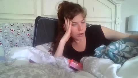 Snapshot of krazyred1027 chatting on February 2026 10:42:01 PM krazyred1027 online show from February 2026 10:42:01 PM