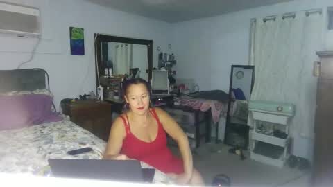 Snapshot of kreamyk420 chatting on October 2025 10:29:01 AM kreamyk420 online show from October 2025 10:29:01 AM