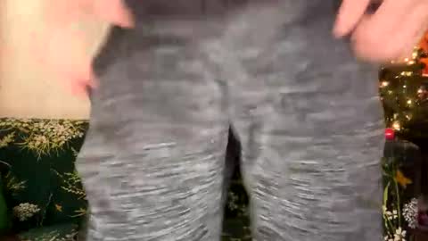 Snapshot of krimsoncircuit chatting on November 2025 02:23:02 AM krimsoncircuit online show from November 2025 02:23:02 AM