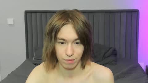 krisfemboy online show from February 2026 07:18:01 AM