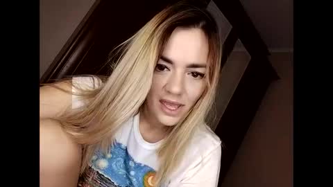 KrissSexi online show from September 2025 04:03:01 AM