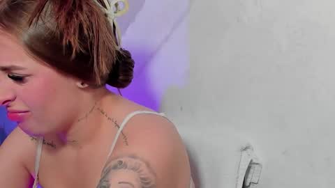   online show from December 2025 04:50:02 AM