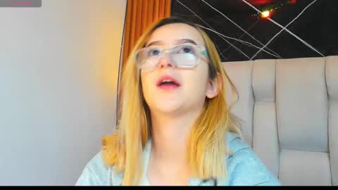 kristal online show from November 2025 12:20:01 PM