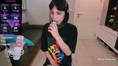 Snapshot of kristinaholland chatting on December 2024 08:04:01 PM kristina online show from December 2024 08:04:01 PM