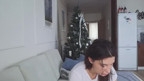 Kristi online show from December 2025 06:08:02 AM