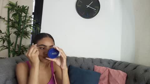 Cristina online show from January 2025 07:31:02 PM