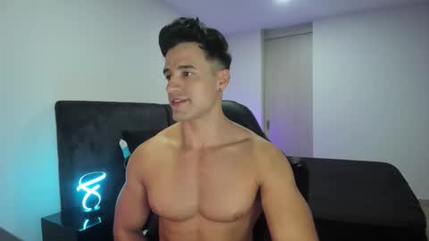 KROPS online show from October 2025 11:24:01 PM