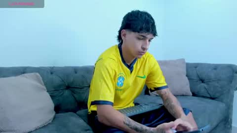 Snapshot of kroywave chatting on July 2026 03:13:01 AM Kroy Wave Muscle Tattoos Latino online show from July 2026 03:13:01 AM