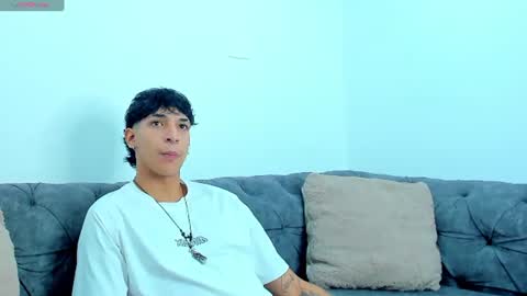 Snapshot of kroywave chatting on July 2026 03:44:01 AM Kroy Wave Muscle Tattoos Latino online show from July 2026 03:44:01 AM
