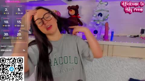 Snapshot of kruela_eva chatting on December 2024 11:35:02 PM Kruela GTM3Tue Wed Thu Fri Sun 0400 am-1030pm online show from December 2024 11:35:02 PM