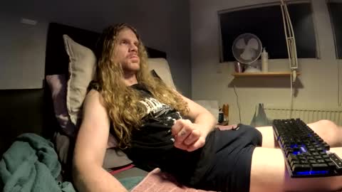 Krullz online show from December 2025 10:58:01 PM