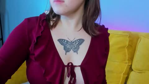 Krys online show from September 2025 12:15:01 AM