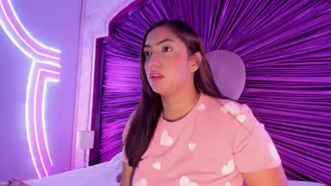 krystalswift_ online show from January 2026 03:00:01 AM