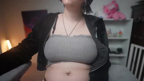 Snapshot of krystalsyxx chatting on February 2025 04:53:02 PM Krystal Syx online show from February 2025 04:53:02 PM