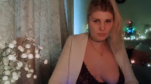 Snapshot of kudesnizza chatting on January 2025 10:20:02 AM Annika MTF ts post -op online show from January 2025 10:20:02 AM