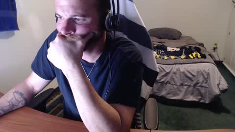 Kuggy online show from October 2025 07:15:01 PM