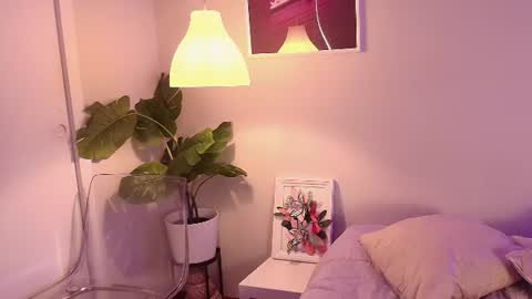 Snapshot of kumiren_ chatting on July 2026 07:00:02 PM Sofia online show from July 2026 07:00:02 PM