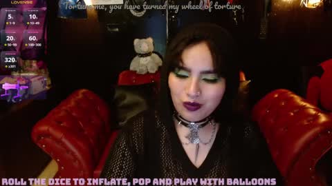Snapshot of kureiji_fetish chatting on December 2024 07:36:02 AM Fetiche Woman online show from December 2024 07:36:02 AM