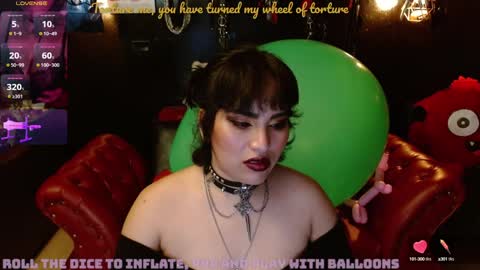 Snapshot of kureiji_fetish chatting on December 2024 05:13:01 AM Fetiche Woman online show from December 2024 05:13:01 AM