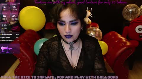 Snapshot of kureiji_fetish chatting on January 2025 08:46:02 AM Fetiche Woman online show from January 2025 08:46:02 AM