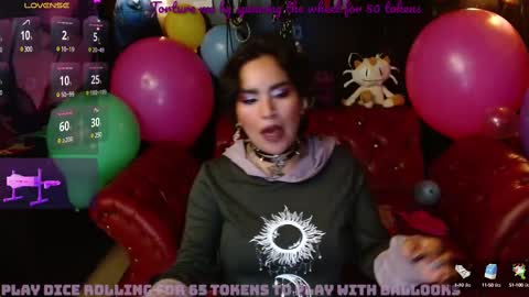 Snapshot of kureiji_fetish chatting on February 2025 07:35:01 AM Fetiche Woman online show from February 2025 07:35:01 AM