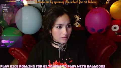 Snapshot of kureiji_fetish chatting on March 2025 05:46:01 AM Fetiche Woman online show from March 2025 05:46:01 AM