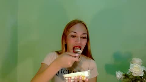 Snapshot of kween_romance chatting on January 2025 01:36:02 PM Kween online show from January 2025 01:36:02 PM