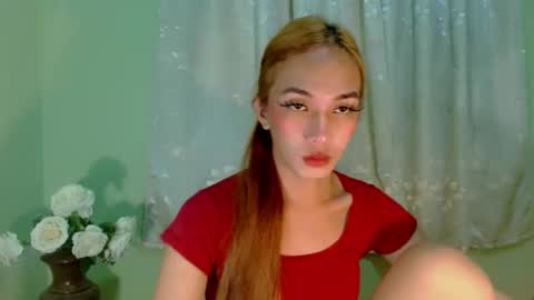 Snapshot of kween_romance chatting on January 2025 01:04:02 PM Kween online show from January 2025 01:04:02 PM