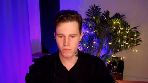 Snapshot of kyle_4u chatting on December 2024 06:24:02 PM Kyle online show from December 2024 06:24:02 PM