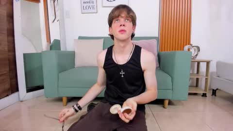 Snapshot of kyledusk chatting on December 2025 12:36:02 PM Kyle Dusk online show from December 2025 12:36:02 PM