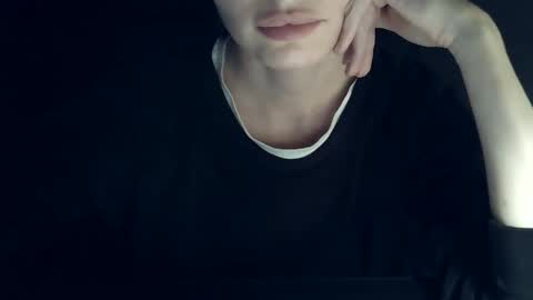 KyleeSilkk online show from October 2025 04:38:02 PM
