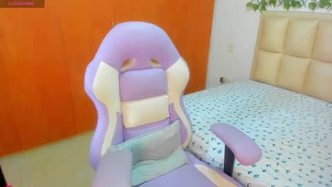 SOPHIA independent model  online show from January 2026 09:02:02 PM