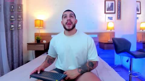 kylenorth_ online show from September 2025 07:13:02 PM