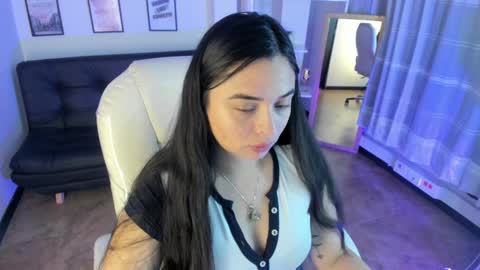 kylie online show from December 2024 01:17:01 PM