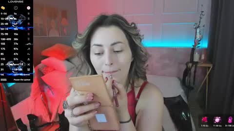 Kylie online show from February 2026 01:22:01 PM