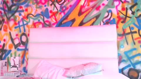 Melissa online show from February 2025 01:59:02 PM