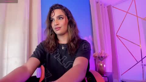 Kylie online show from February 2025 04:54:01 AM