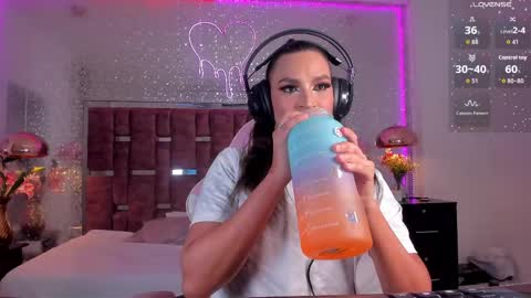 Kylie online show from September 2025 04:49:01 AM