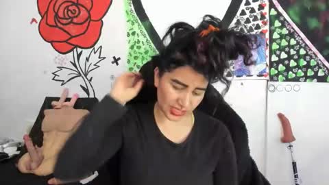 call me kim  online show from November 2025 06:22:02 PM