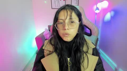 Kyomi online show from December 2024 12:34:01 PM