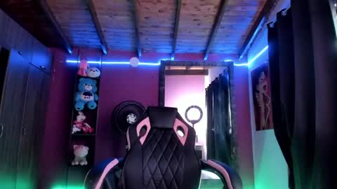 Fernanda online show from January 2025 08:18:01 PM