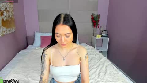 Snapshot of l1llian_lee chatting on February 2026 09:16:01 AM lilia online show from February 2026 09:16:01 AM