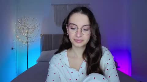 Margo  online show from March 2026 02:13:01 PM