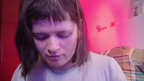 Snapshot of la_femme_fatale_ chatting on April 2026 10:43:02 PM Hanna FREE ONLYFANS online show from April 2026 10:43:02 PM