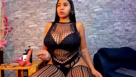 la_indiia online show from February 2025 12:19:01 PM