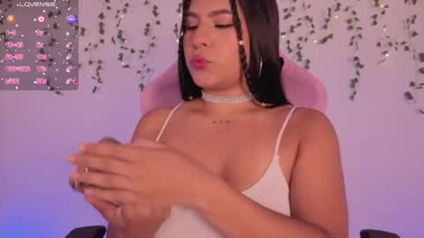 Victoria  online show from April 2026 10:11:02 PM