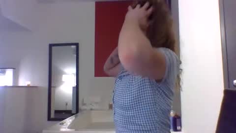 laady_jaee online show from January 2026 05:00:01 AM