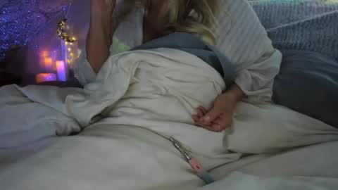 Lacey online show from July 2026 04:31:01 AM