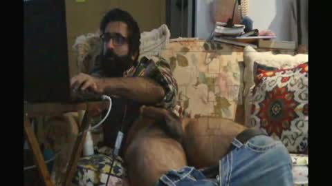 Ali online show from December 2025 08:04:02 PM