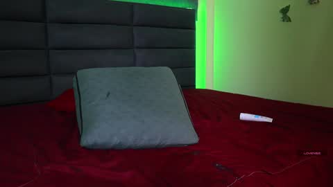 Kathie  Dicky    online show from December 2024 03:47:02 PM